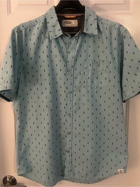 Free Planet Men's Light Green Cotton/Poly Short Sleeve Shirt Size Medium